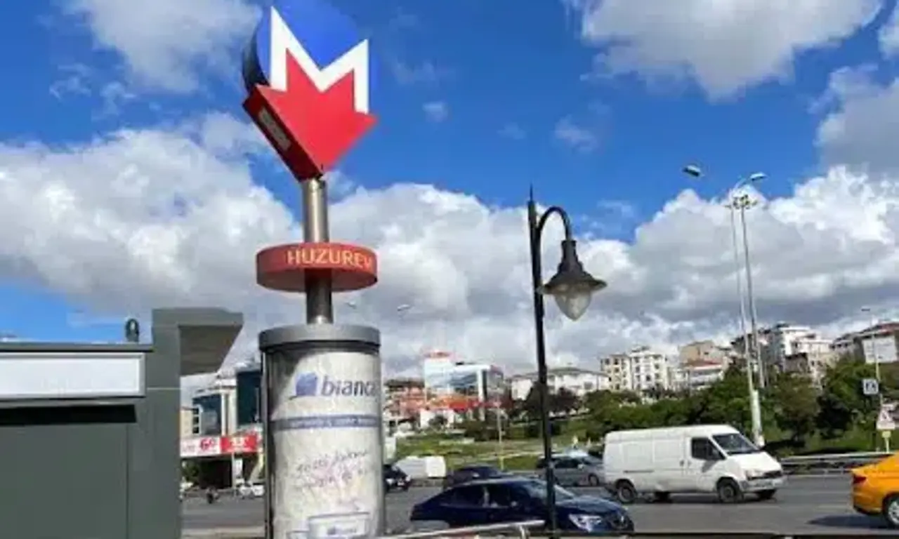 Huzurevi Metro Durağına Yürüyüş Mesafesi M4